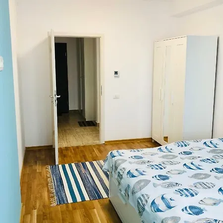 Апартаменти Alpha City Center *